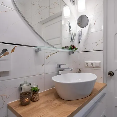 Joya Mia - The Soul Of & Free Parking Apartment Riga
