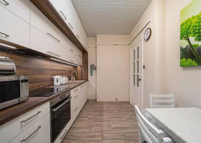 Joya Mia - The Soul Of & Free Parking *