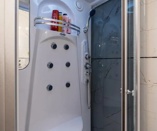 Joya Mia - The Soul Of & Free Parking